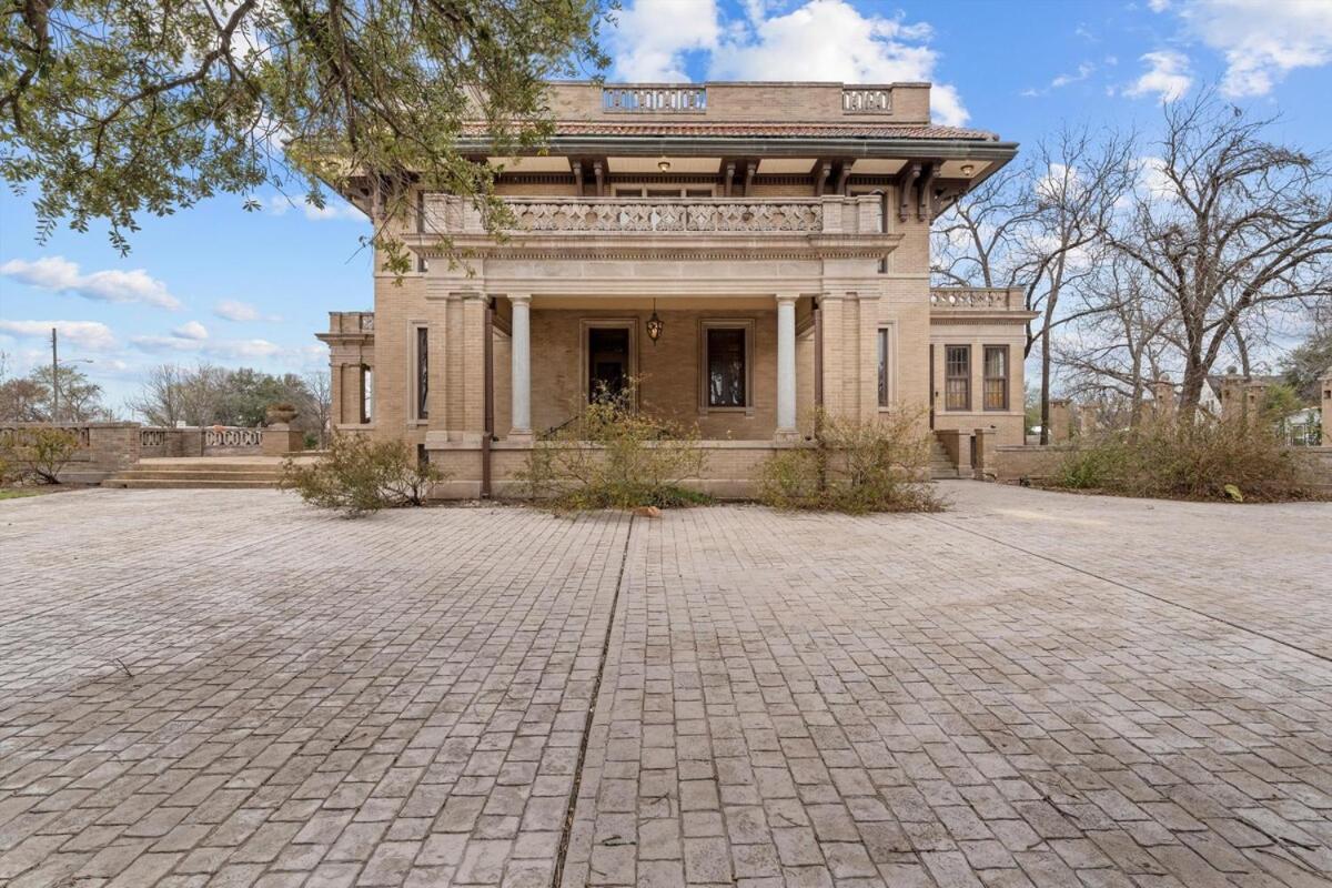 Historic Migel House In Downtown Waco Villa Eksteriør billede